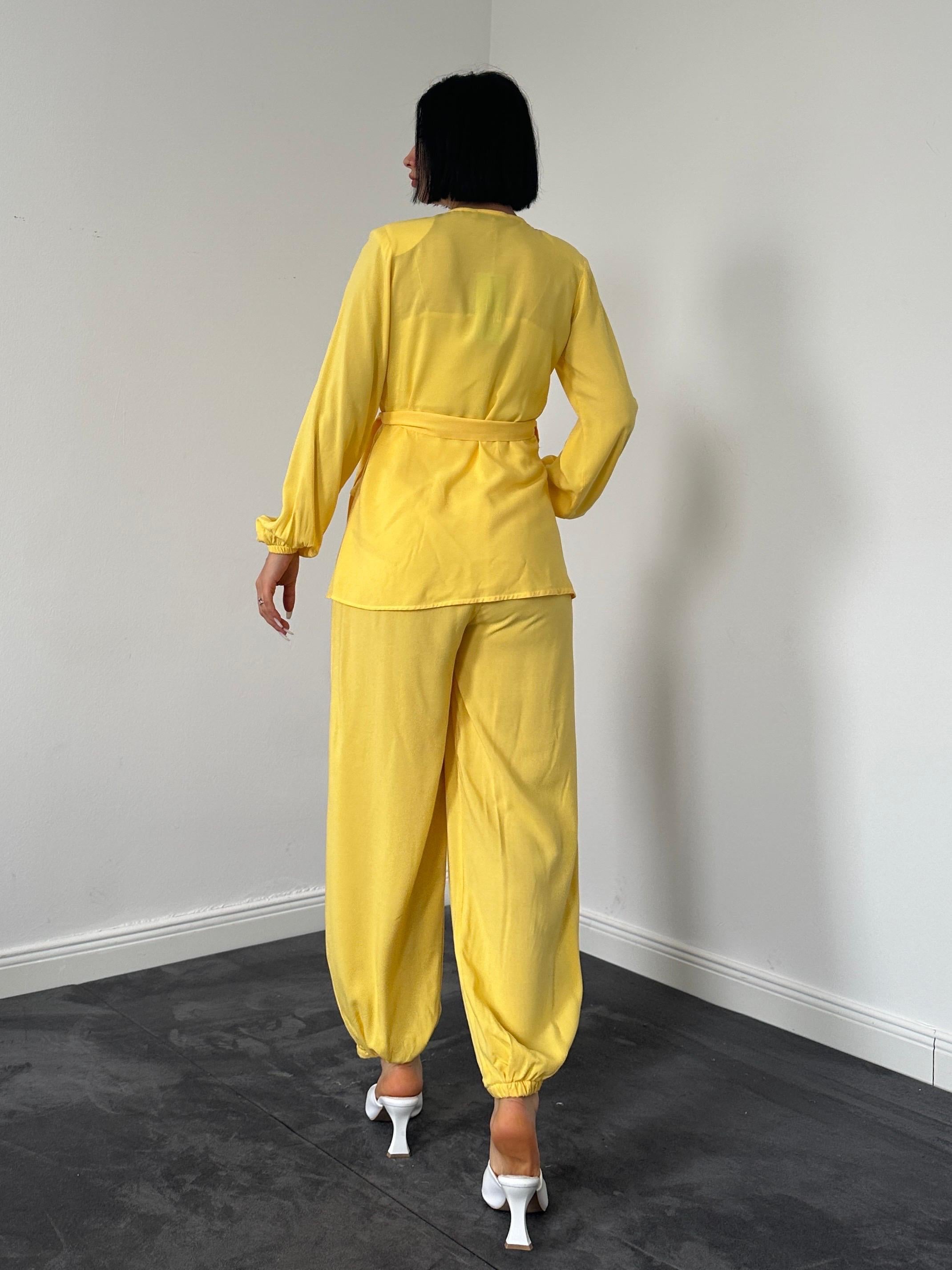 Yellow Elegant Modest Set With Balloon Leg Jogger