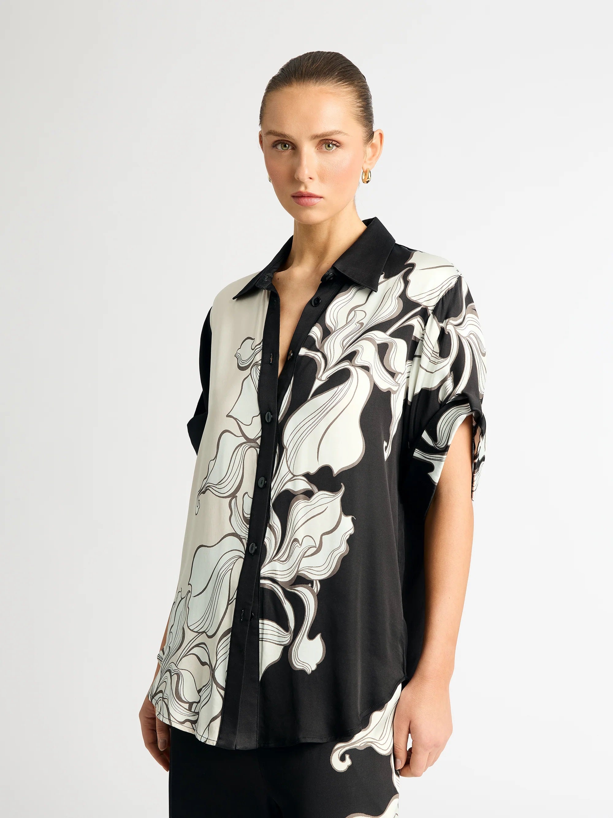 Monochrome Wave Luxe Modest Co-Ord Set