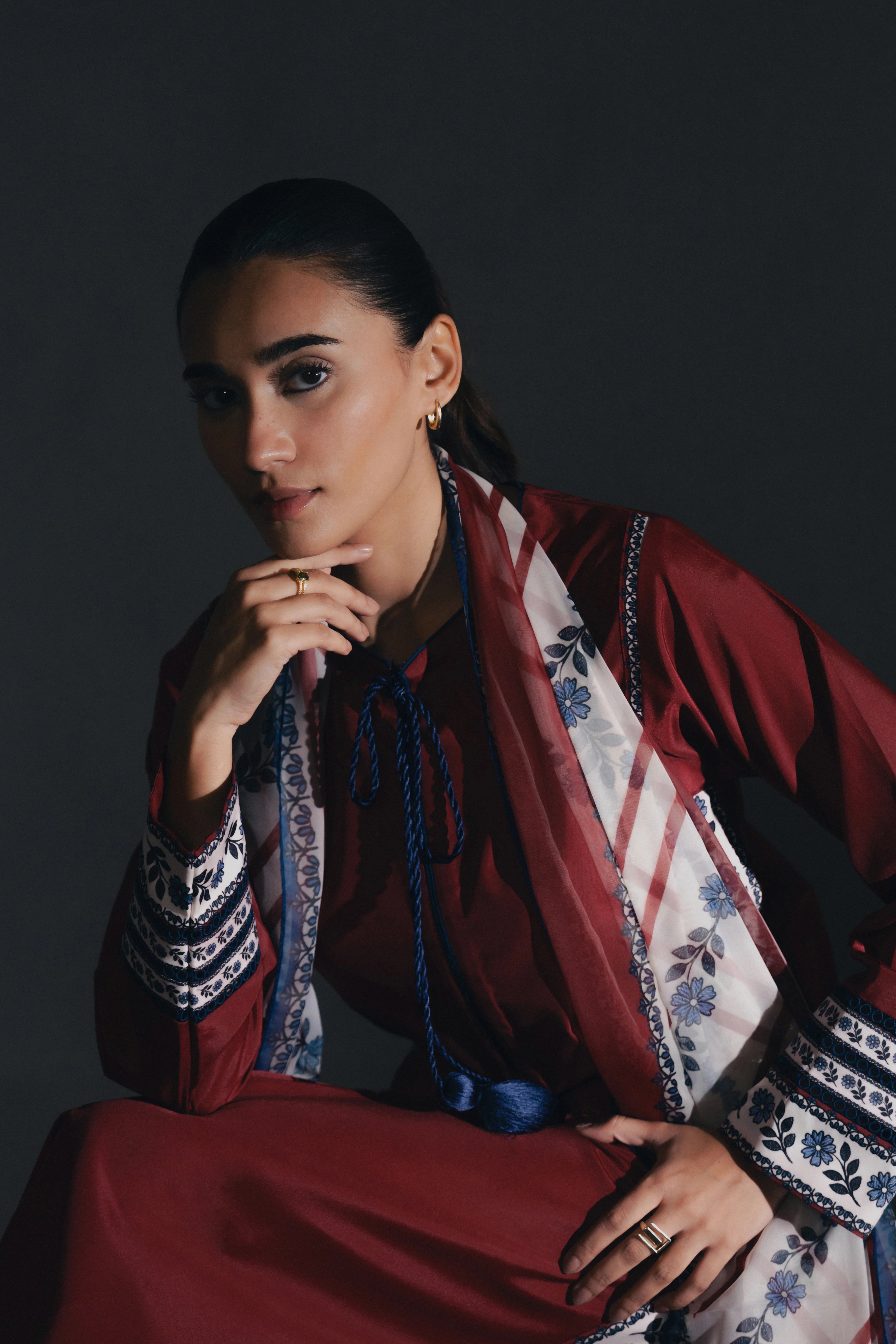 elegant red kurta set women