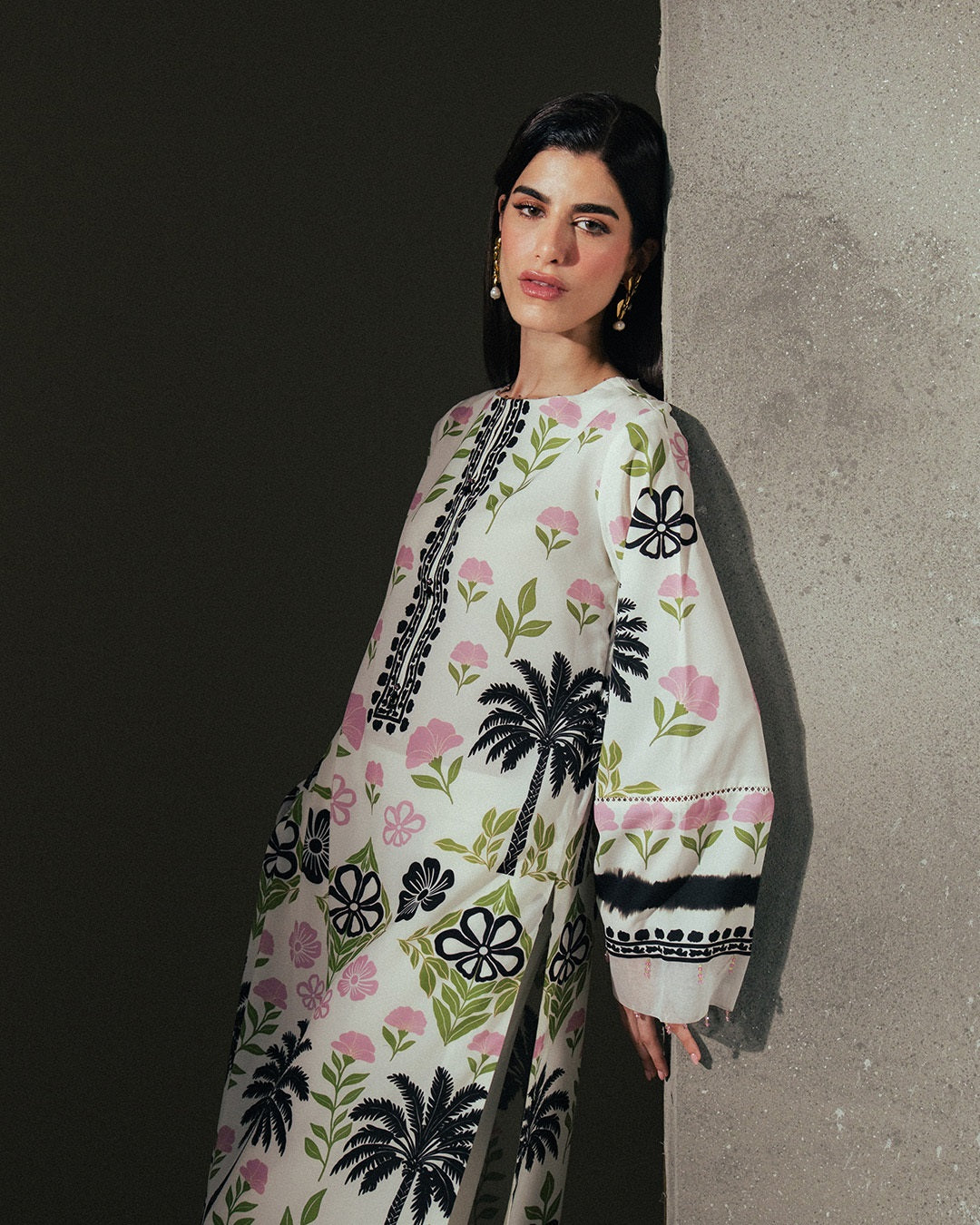 MODEST ivory printed kurta outfit women