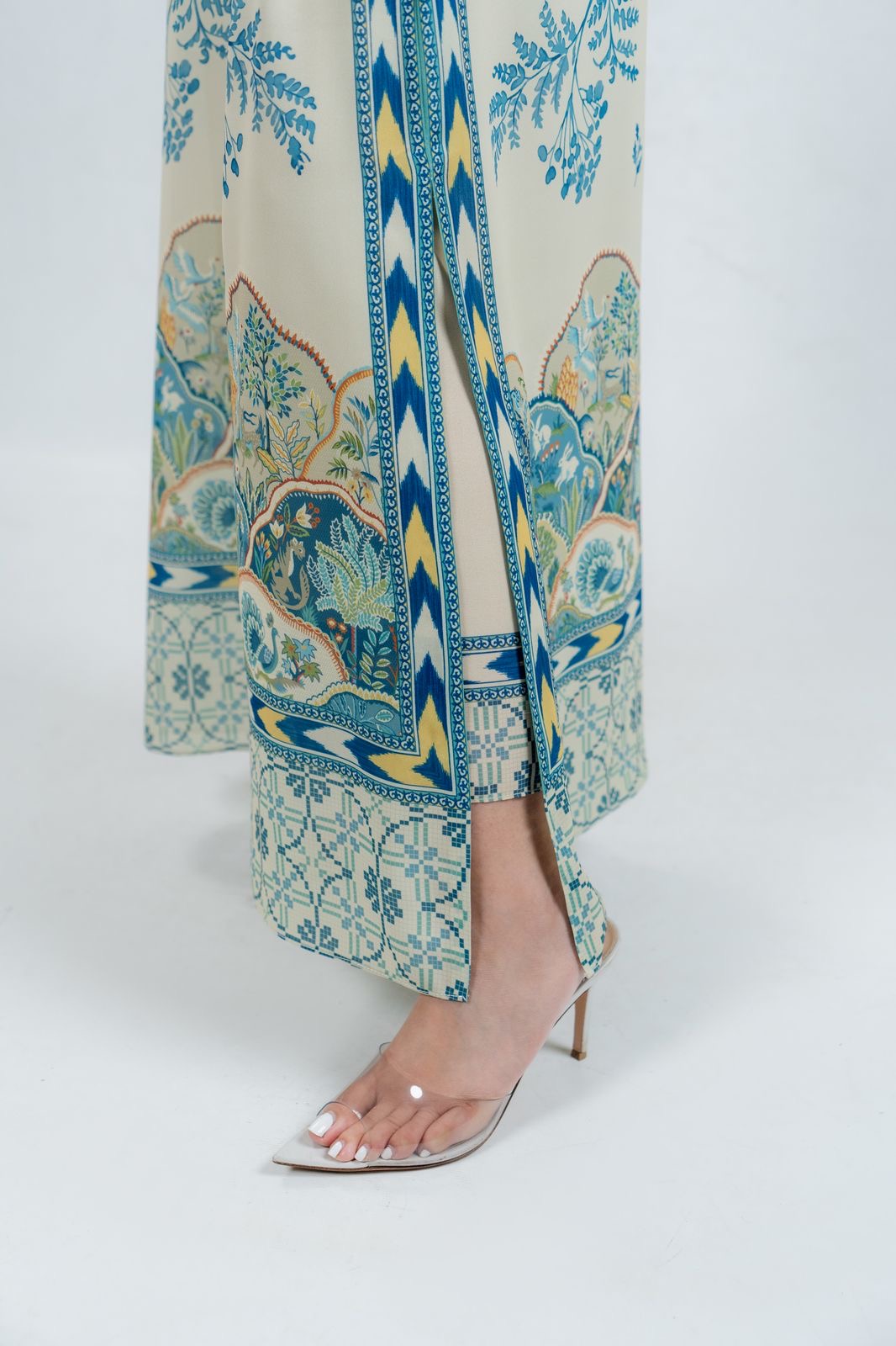 Azure Meadow Luxe Modest Kaftan With Pants