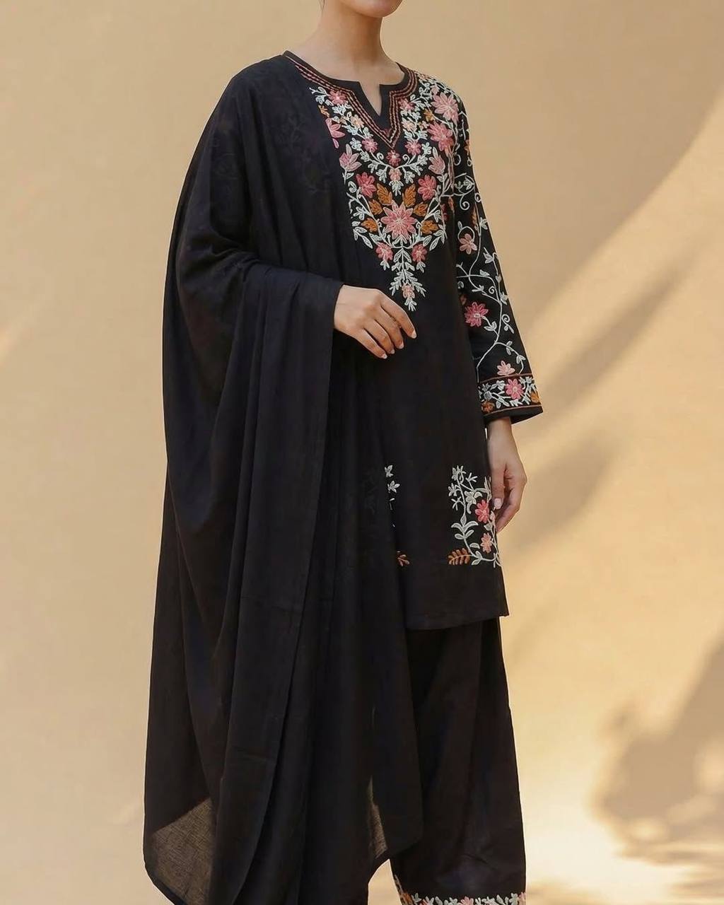 Midnight Blossom Signature Farshi Set