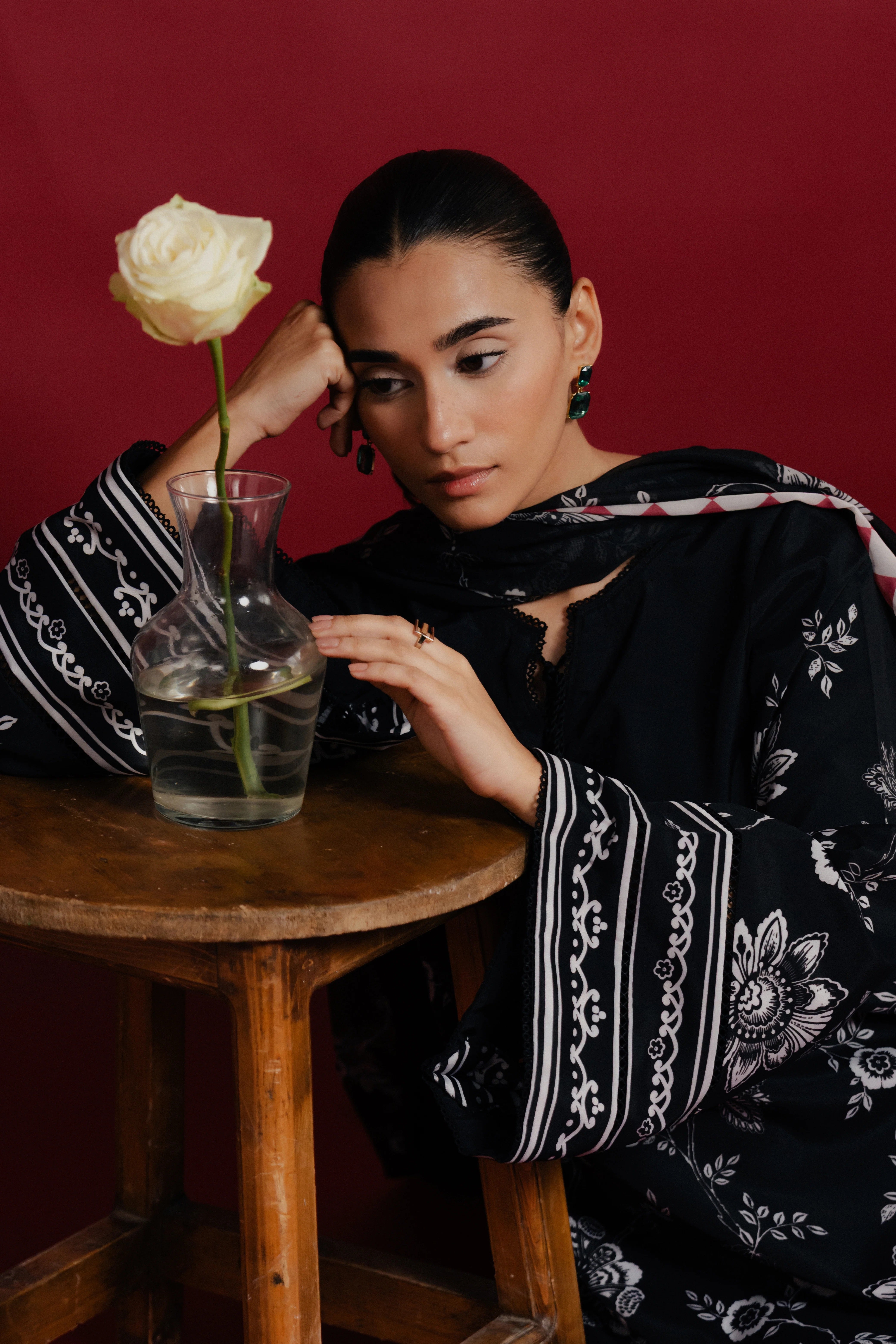 Noir Bloom Luxe Modest Co-Ord Set with Scarf