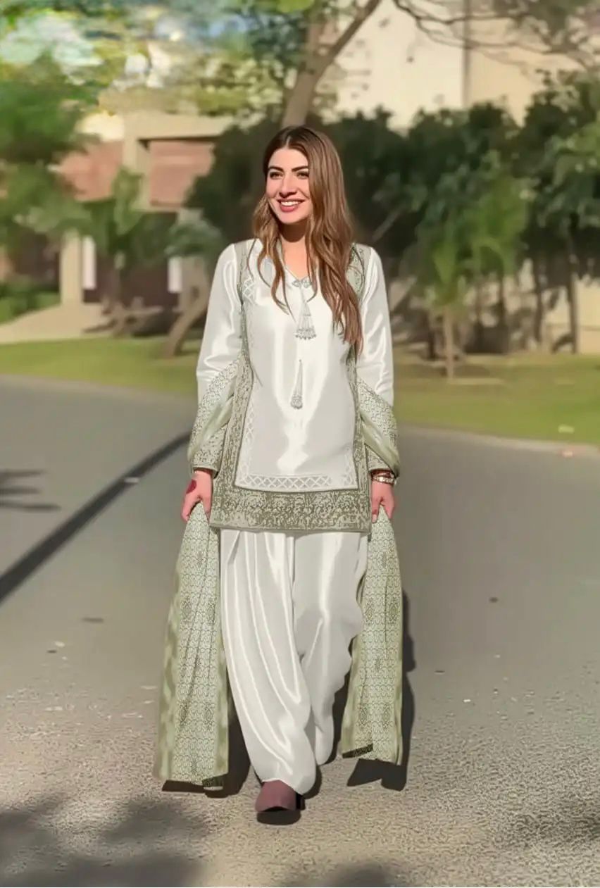 natural silk embroidered kurta set women