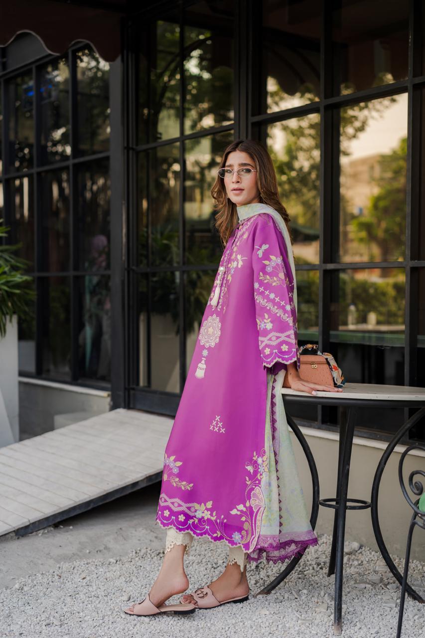 Orchid-purple modest outfit with scalloped bell sleeves
