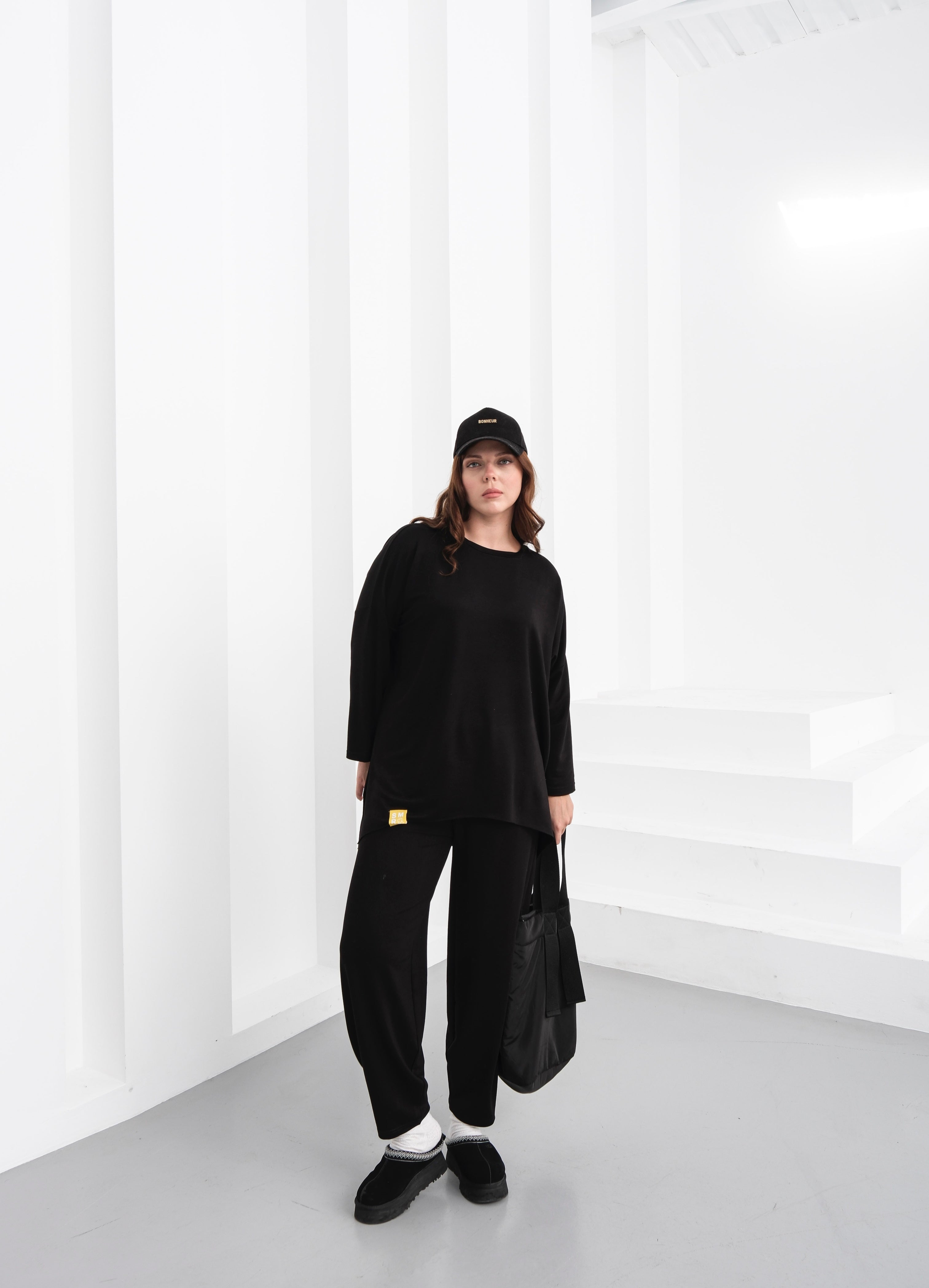 black sport modest oversized tracksuit set