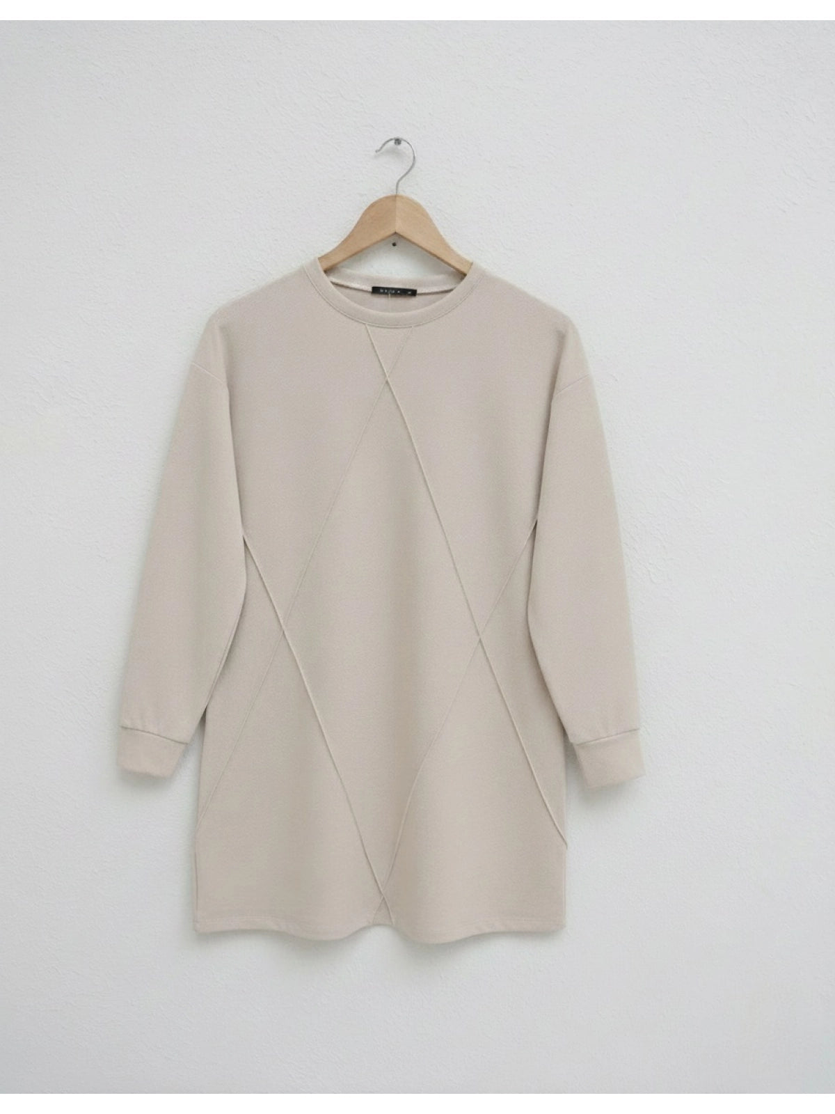 minimalist beige modest outfit women