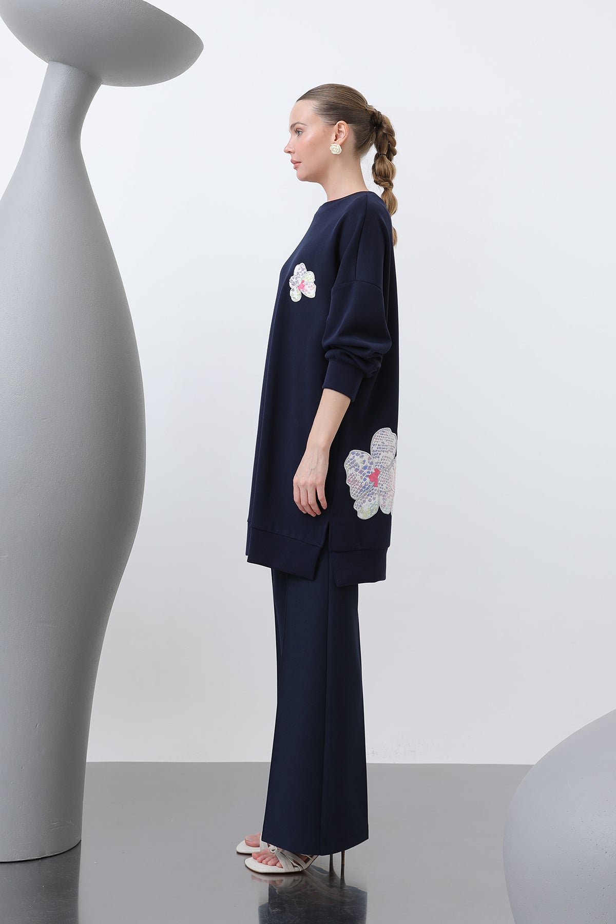 soft stretch embroidered long tunic