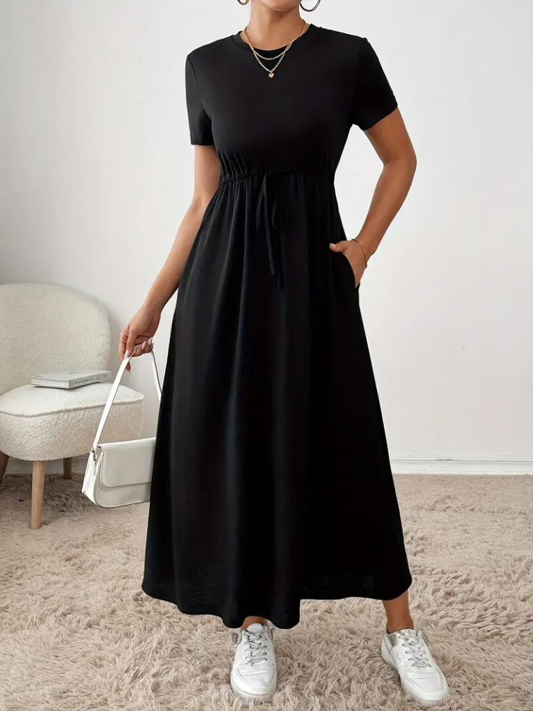 Black flowy maxi dress for women