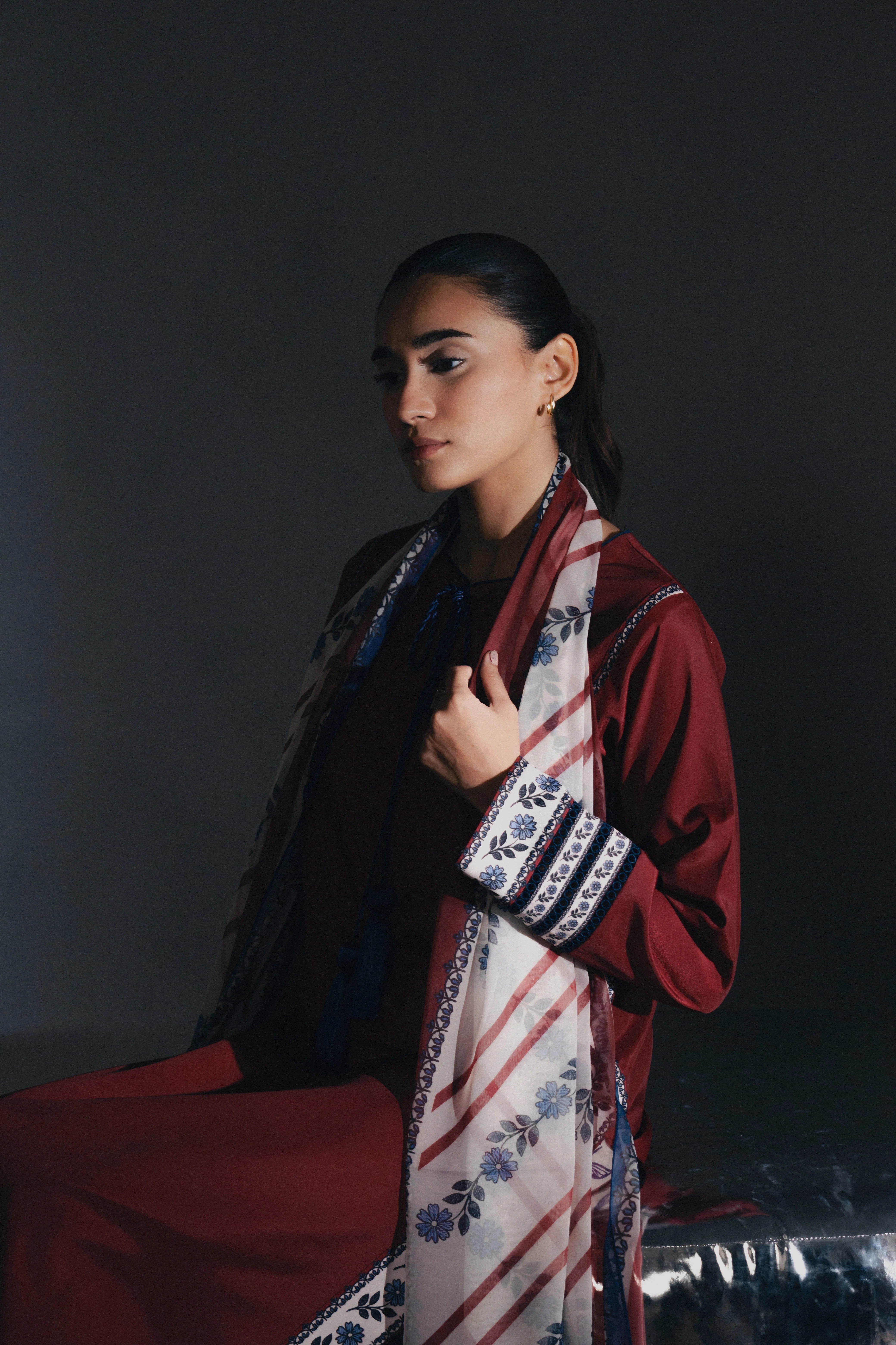 festive modest kurta set with contrast print