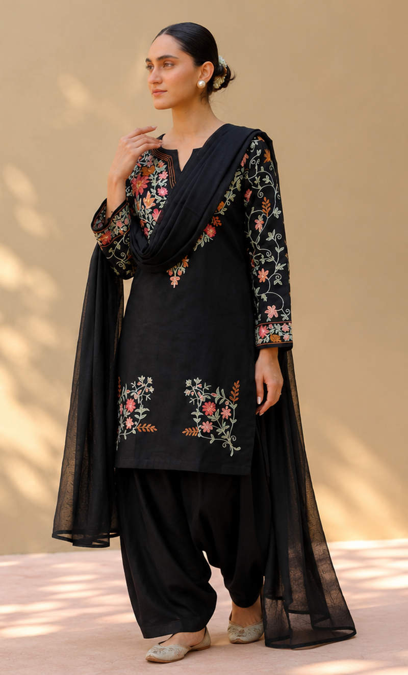 Midnight Blossom Signature Farshi Set