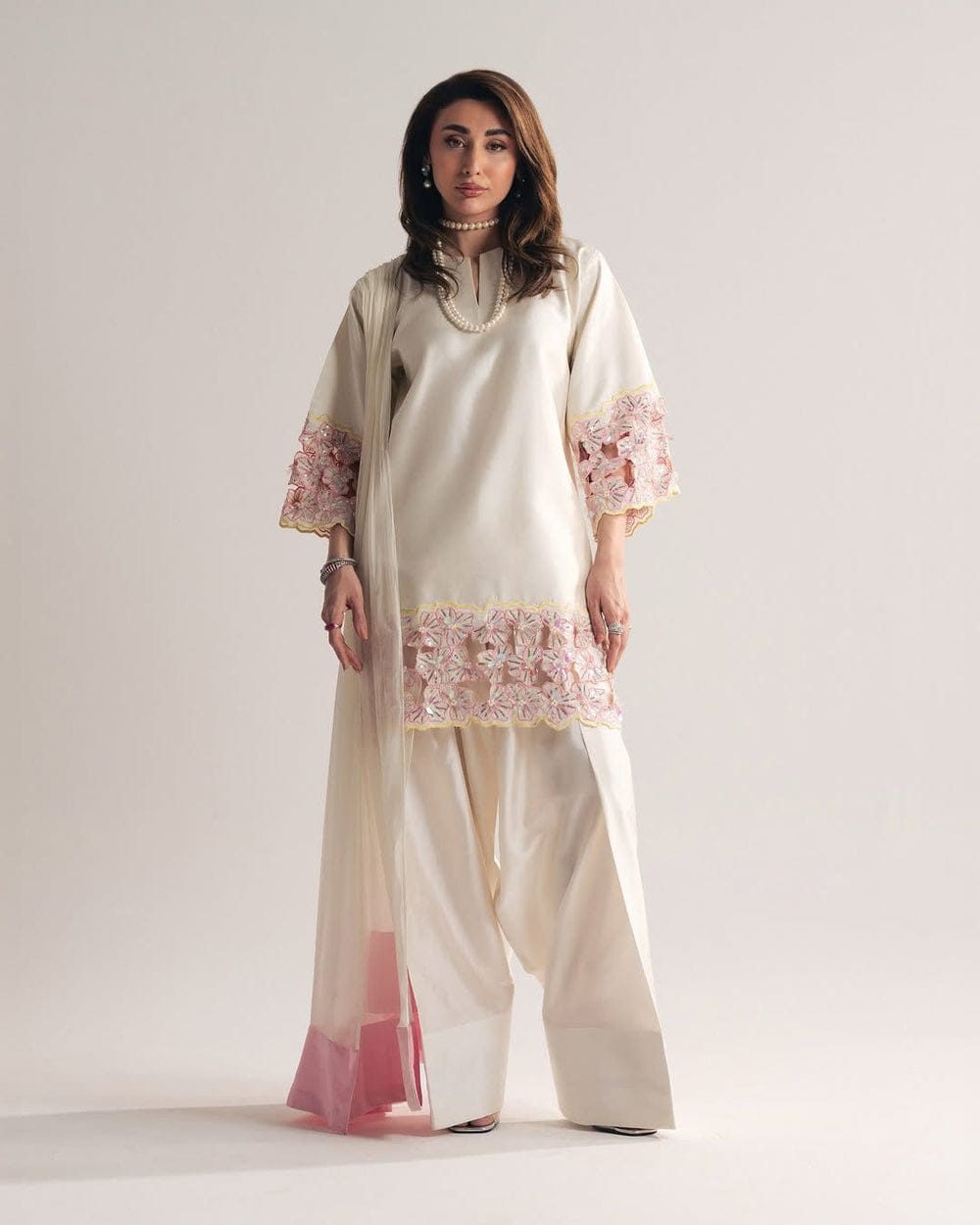 elegant eid outfit for women modest wear