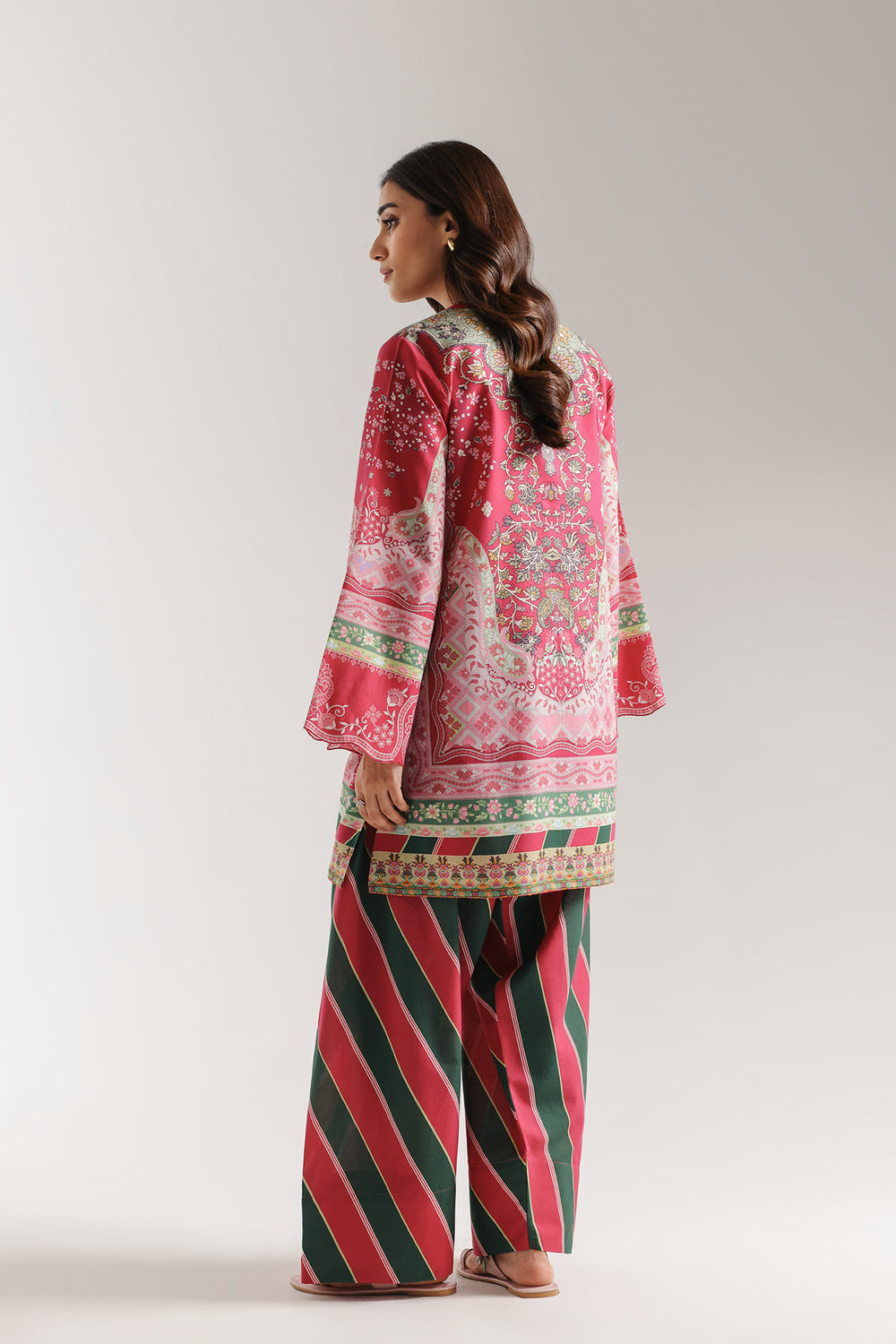 Crimson Heritage Signature Linen Farshi Co-Ord Set
