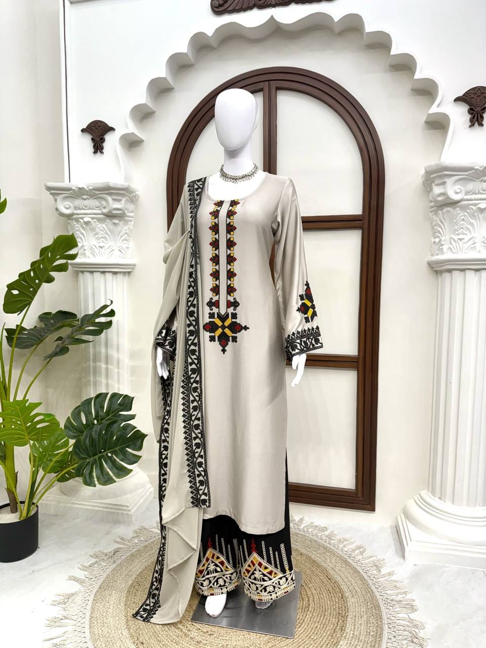 elegant modest evening outfit