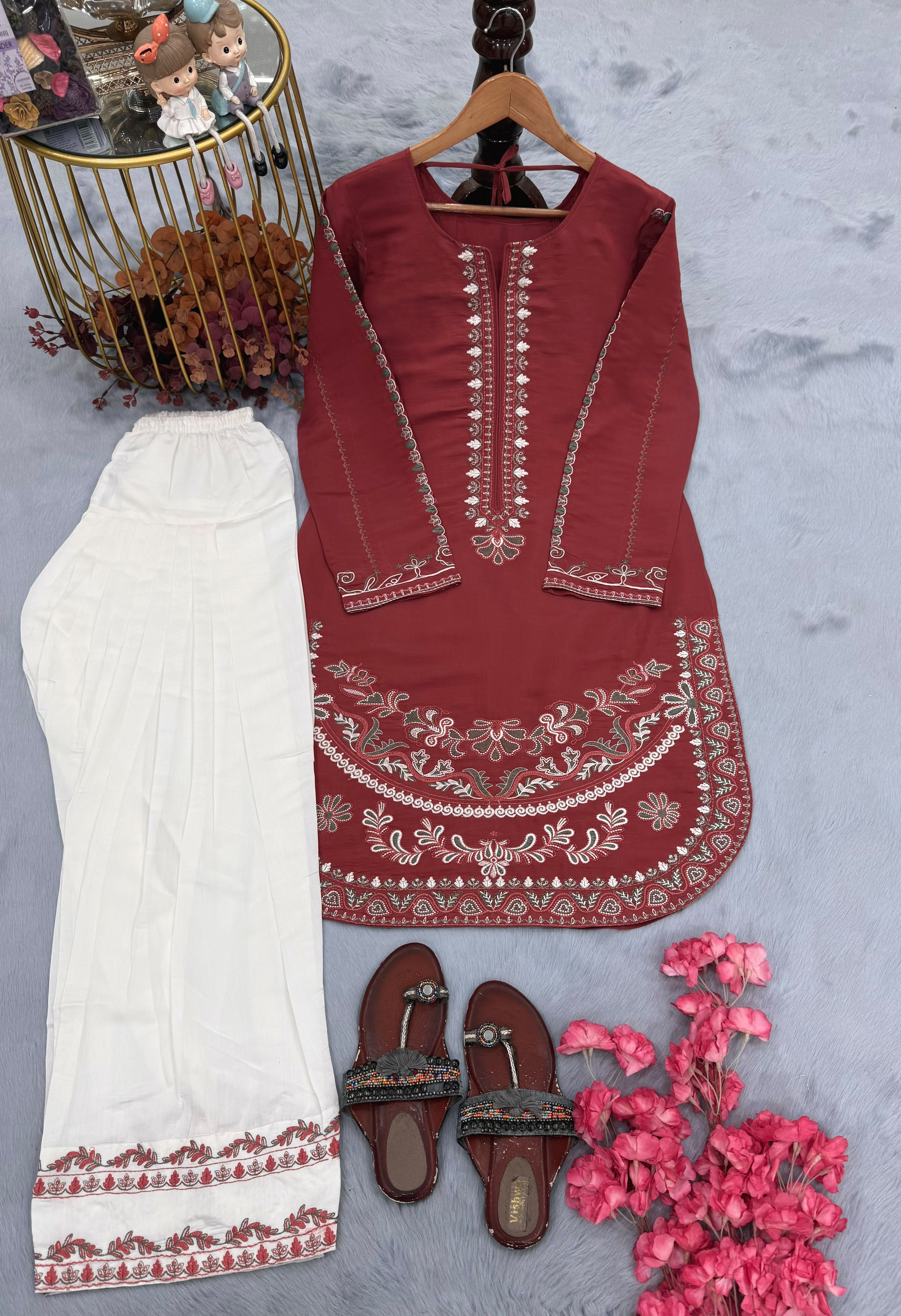 rosewood festive outfit women
