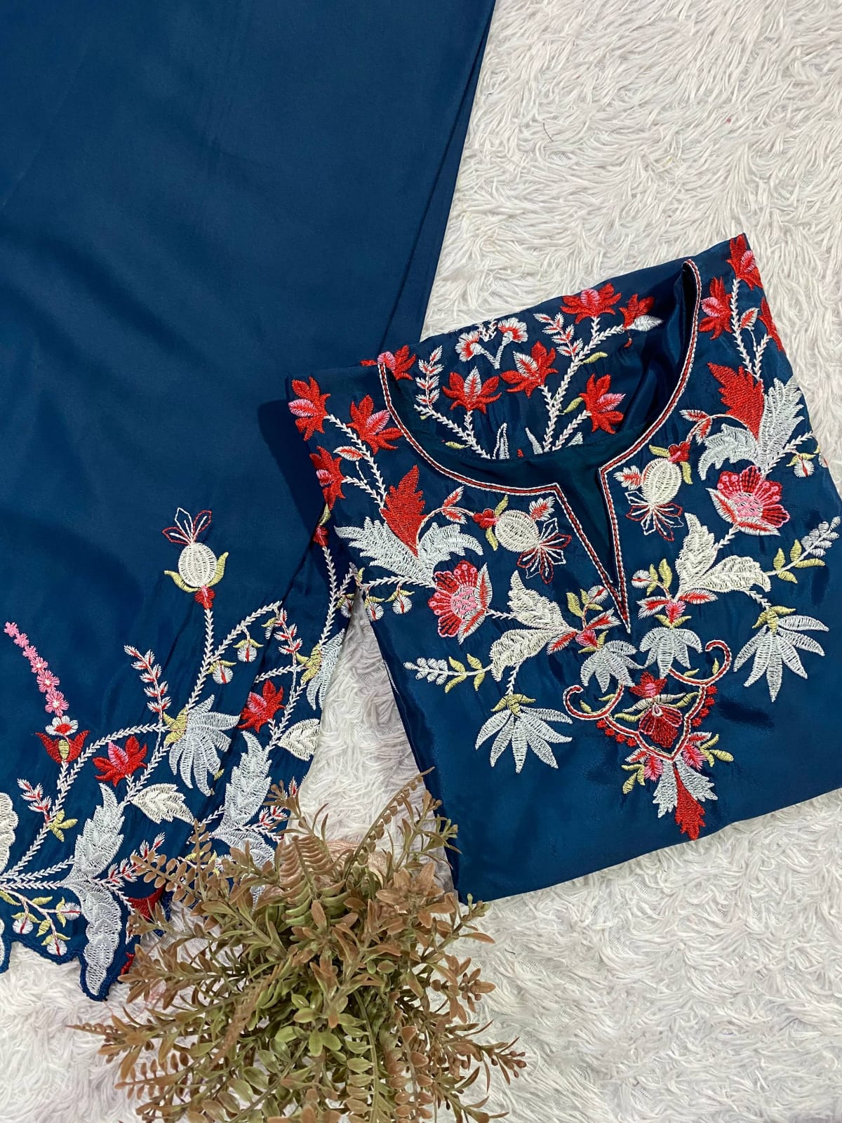 sapphire garden signature modest co ord set