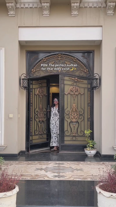 resort wear modest kaftan dress